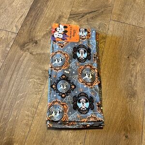 Disney Halloween kitchen towels Set NWT